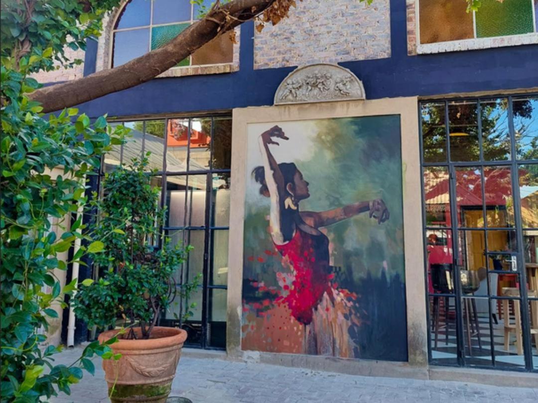 Art And Soul Restaurant, Accommodation, French Bar And Art Gallery Parys Exterior photo