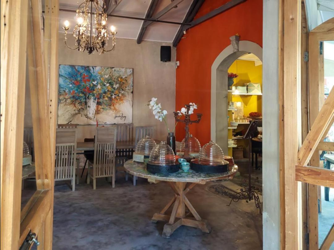 Art And Soul Restaurant, Accommodation, French Bar And Art Gallery Parys Exterior photo